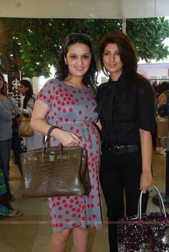 Lara, Twinkle, Sophie, Mallaika, Bobby Deo at Araish event Event hd photo