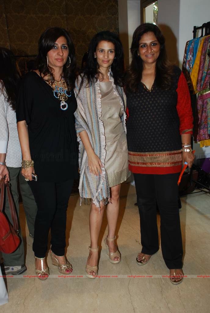 Lara, Twinkle, Sophie, Mallaika, Bobby Deo at Araish event Event hd photo