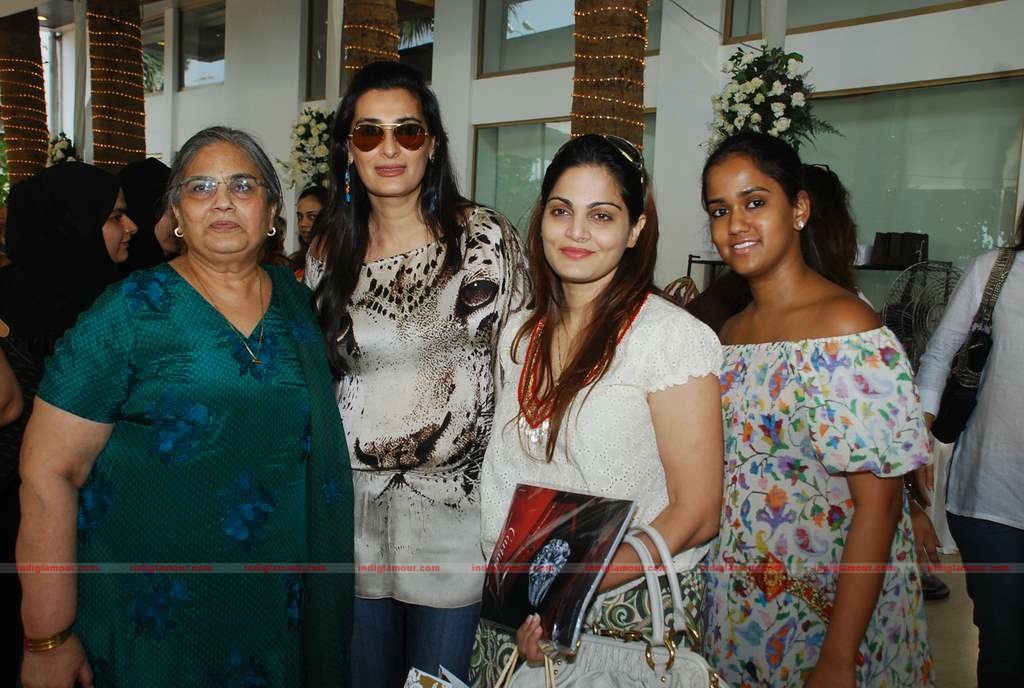 Lara, Twinkle, Sophie, Mallaika, Bobby Deo at Araish event Event hd photo