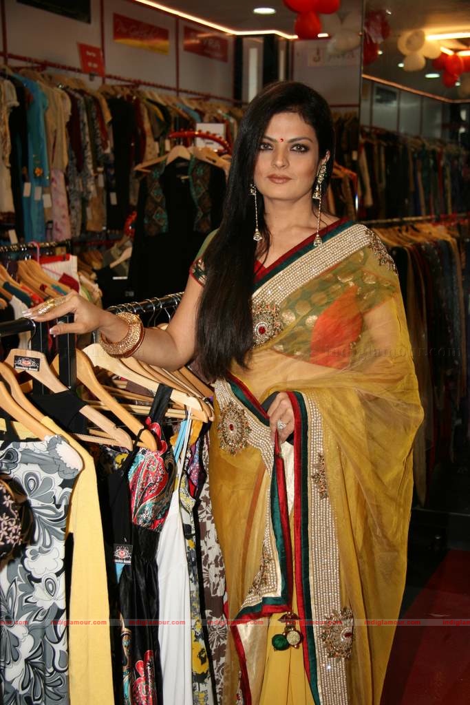Jaya Mishra's Valentine collection launch by Nayab Udhas and Sheeba Event hd photo
