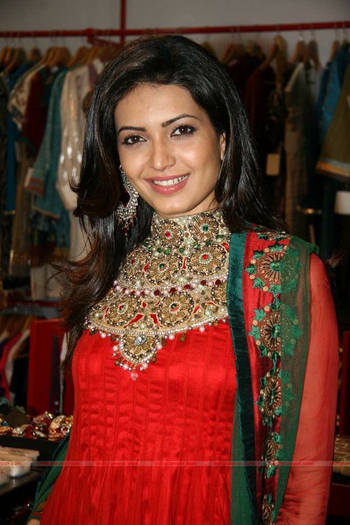 Jaya Mishra's Valentine collection launch by Nayab Udhas and Sheeba Event hd photo
