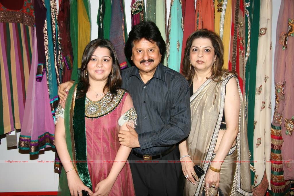Jaya Mishra's Valentine collection launch by Nayab Udhas and Sheeba Event hd photo