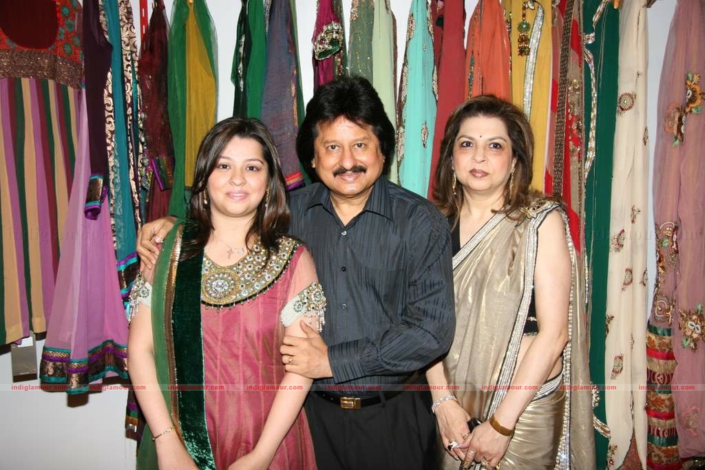 Jaya Mishra's Valentine collection launch by Nayab Udhas and Sheeba Event hd photo