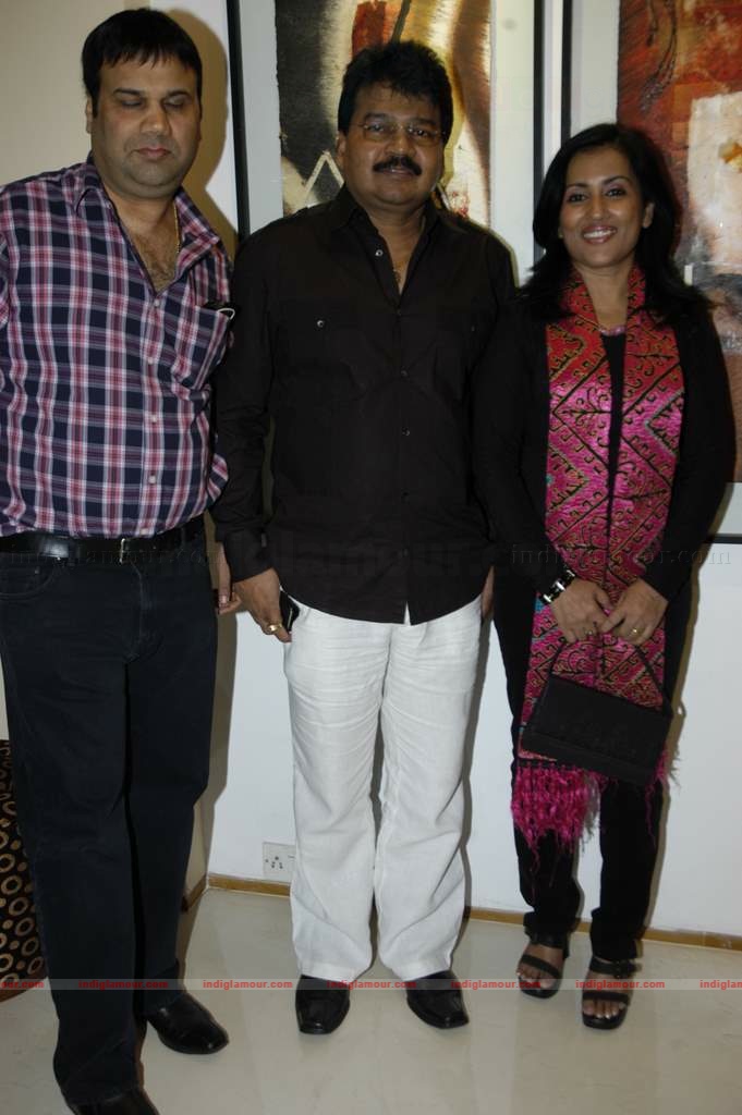 Kailash Kher's wedding anniversary bash Event hd photo