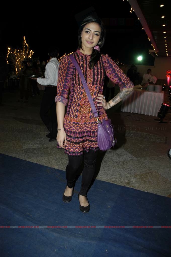 Kailash Kher's wedding anniversary bash Event hd photo