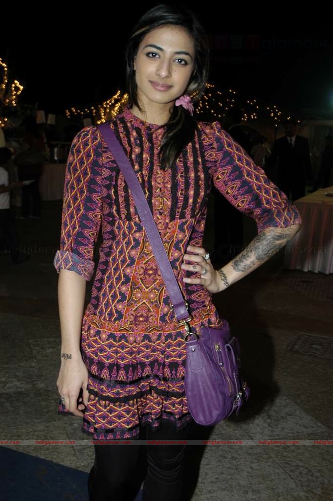 Kailash Kher's wedding anniversary bash Event hd photo