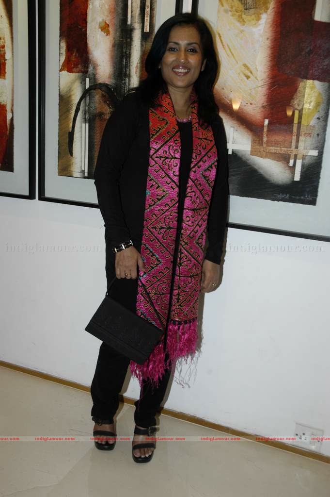 Kailash Kher's wedding anniversary bash Event hd photo