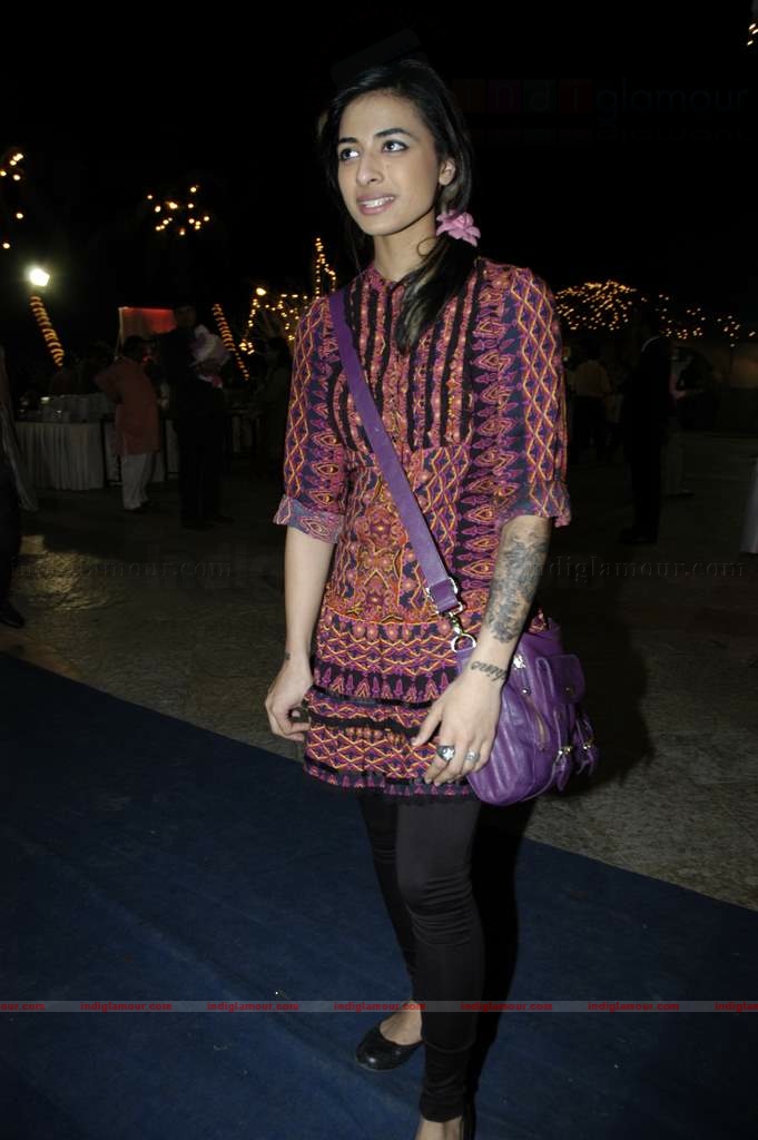 Kailash Kher's wedding anniversary bash Event hd photo