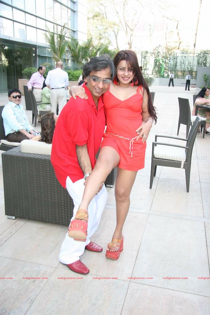Glamorous Sandesh Mayekar's brunch Event hd photo
