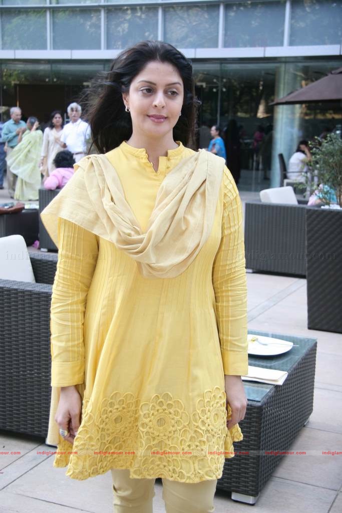Glamorous Sandesh Mayekar's brunch Event hd photo