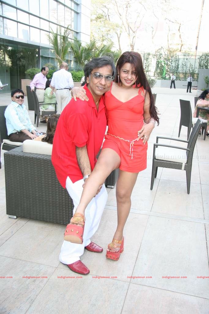 Glamorous Sandesh Mayekar's brunch Event hd photo