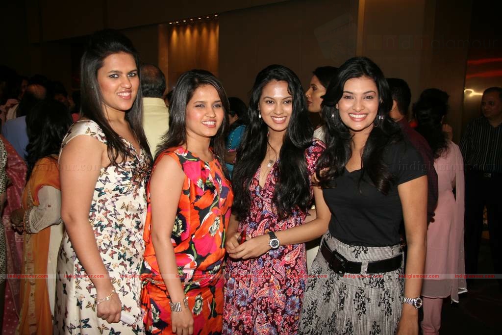 Glamorous Sandesh Mayekar's brunch Event hd photo