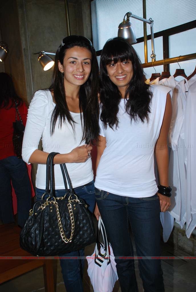 Designers James Ferriera and Savio Jon showcase at Ensemble Event hd photo