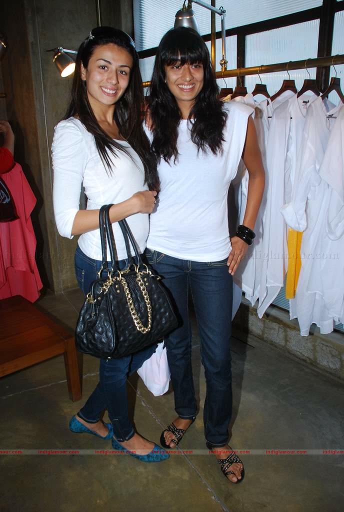 Designers James Ferriera and Savio Jon showcase at Ensemble Event hd photo