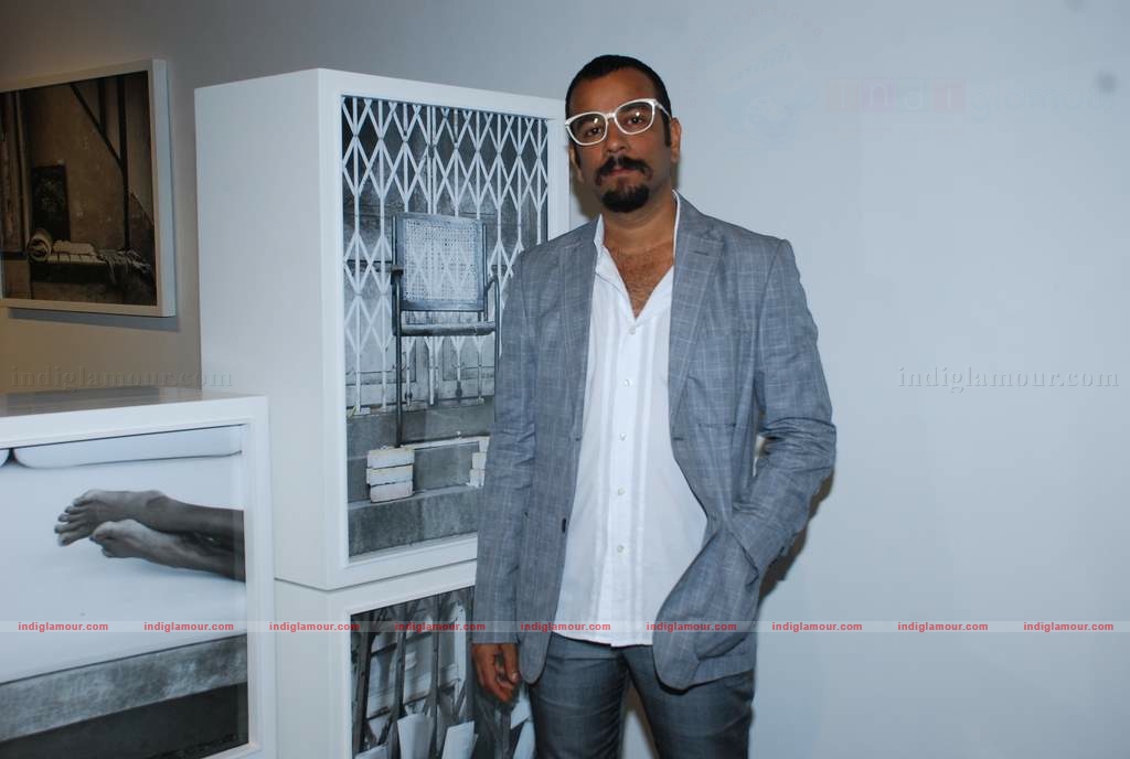 Carol Gracias at Mattheiu Foss art Gallery showcase Event hd photo