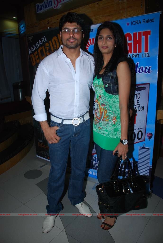 Film Aakhri decision premiere Event hd photo