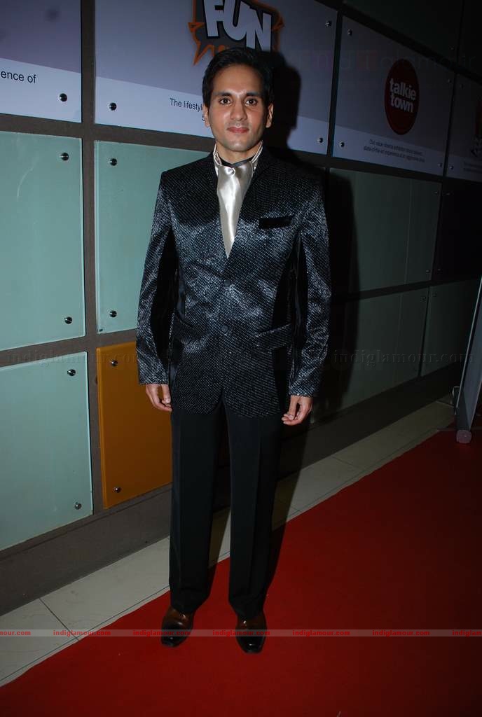 Film Aakhri decision premiere Event hd photo