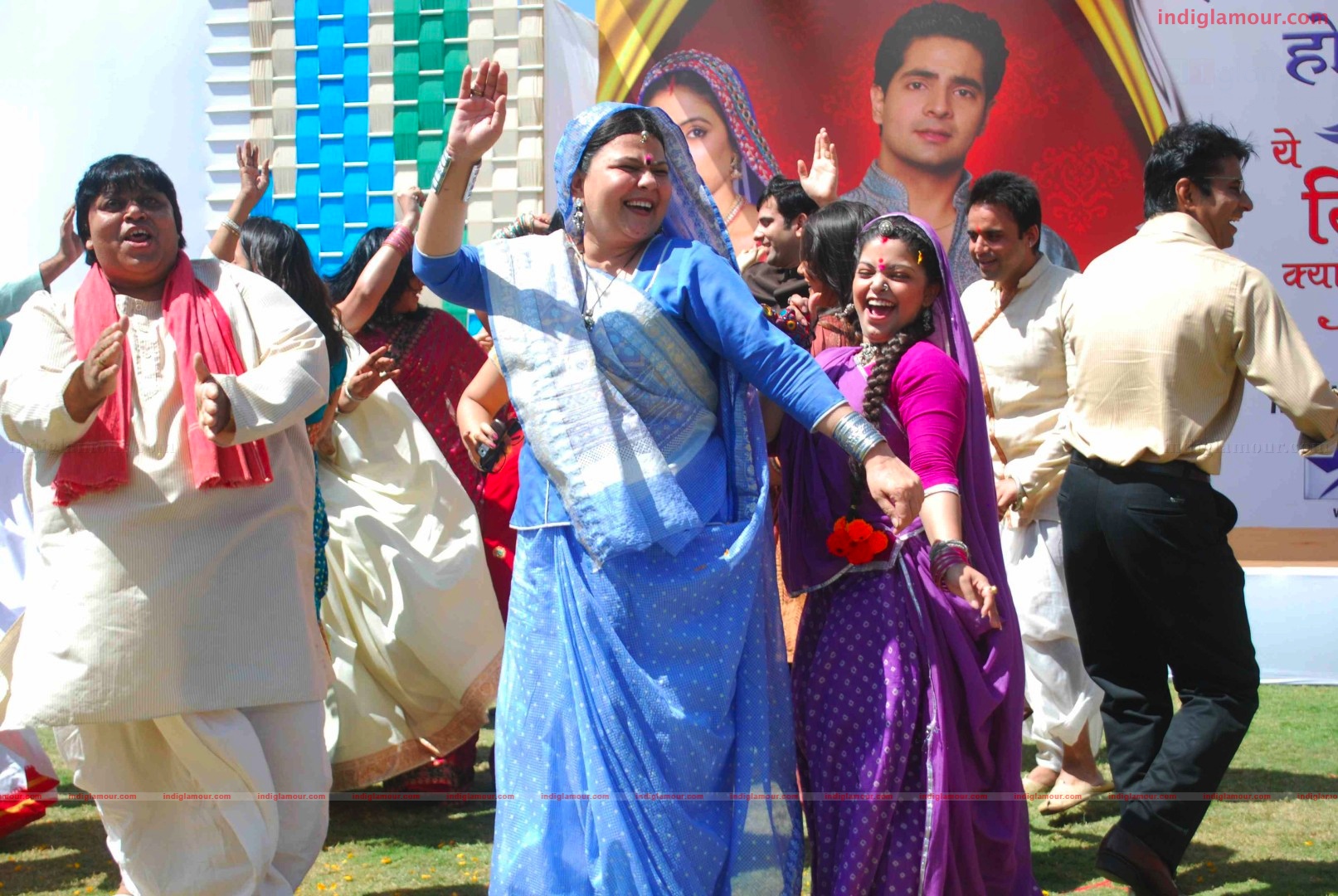 Star Plus's Holi Hai - Manale Ustav Event hd photo