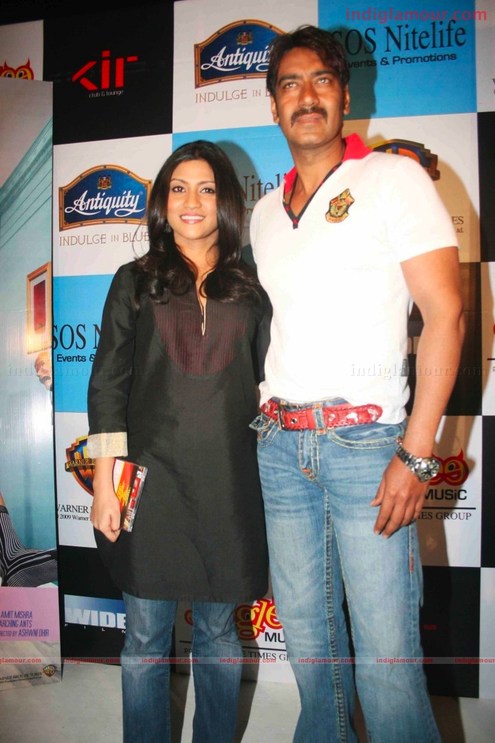 Atithi Tum Kab Jaoge Music Launch Event hd photo