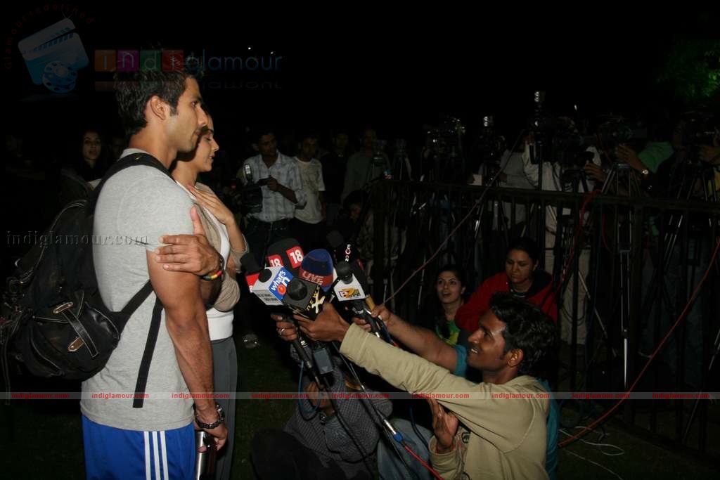 Shahid Genelia on top of a car to promote Chance Pe Dance Event hd photo