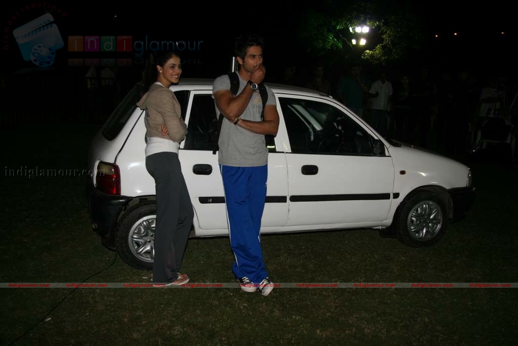 Shahid Genelia on top of a car to promote Chance Pe Dance Event hd photo