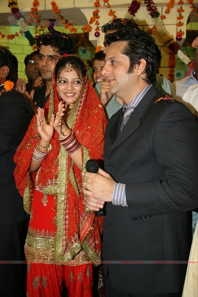 Fardeen Promotes Dulha Mil Gaya Event hd photo