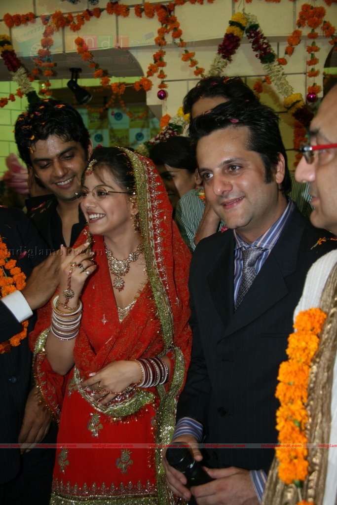 Fardeen Promotes Dulha Mil Gaya Event hd photo