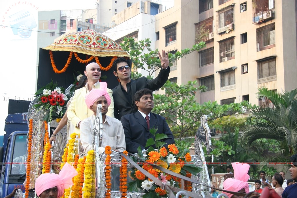 Fardeen Promotes Dulha Mil Gaya Event hd photo