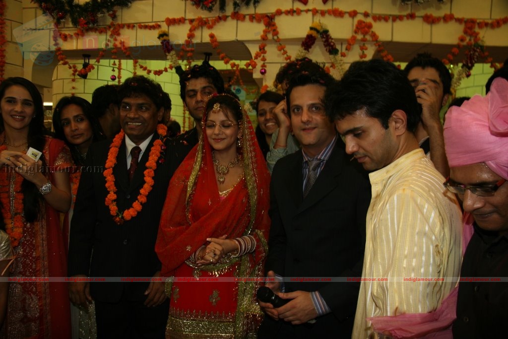 Fardeen Promotes Dulha Mil Gaya Event hd photo
