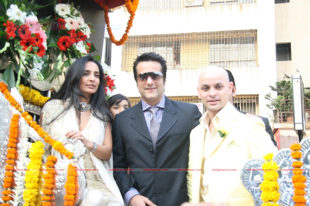 Fardeen Promotes Dulha Mil Gaya Event hd photo