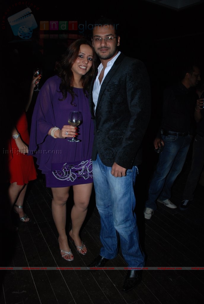 Koena Mitra celebrates her Birthday Event hd photo