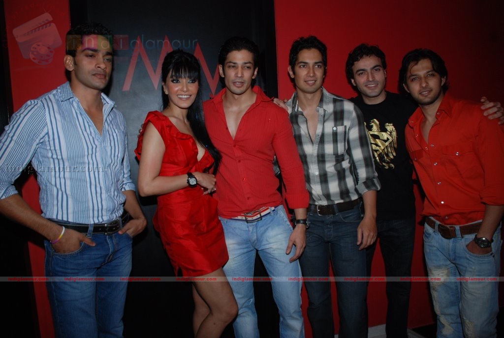 Koena Mitra celebrates her Birthday Event hd photo