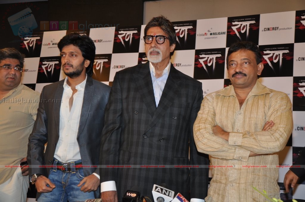 BigB, Ritesh, Neetu Chandra and Gul at Rann Media meet Event hd photo