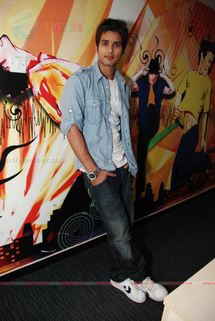 Shahid and Genelia promote Chance Pe Dance at Radio City 91.1 FM Event hd photo