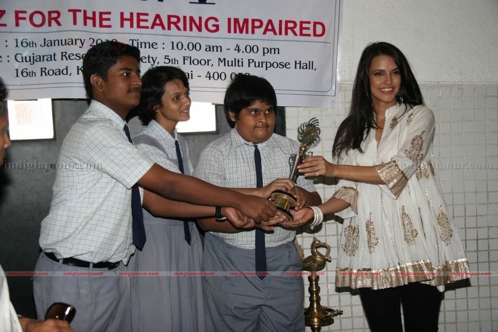 Neha Dhupia at Deeds NGO event Event hd photo