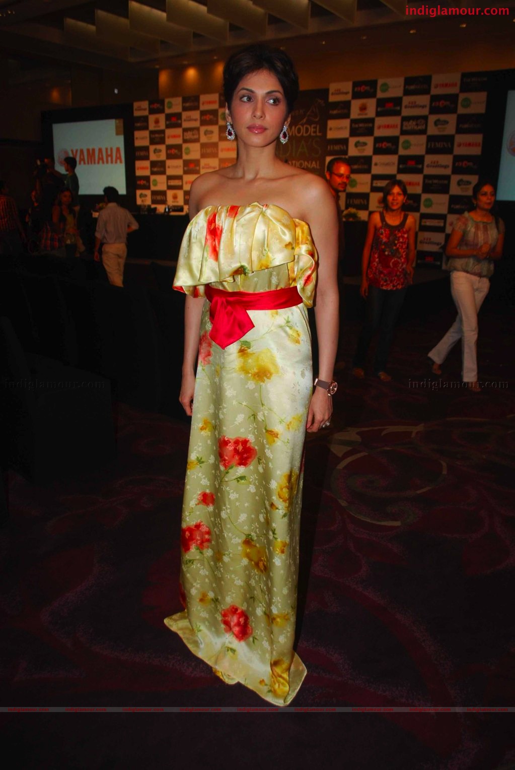 Eesha Koppikhar at the launch of India's International Face 2010 Event hd photo