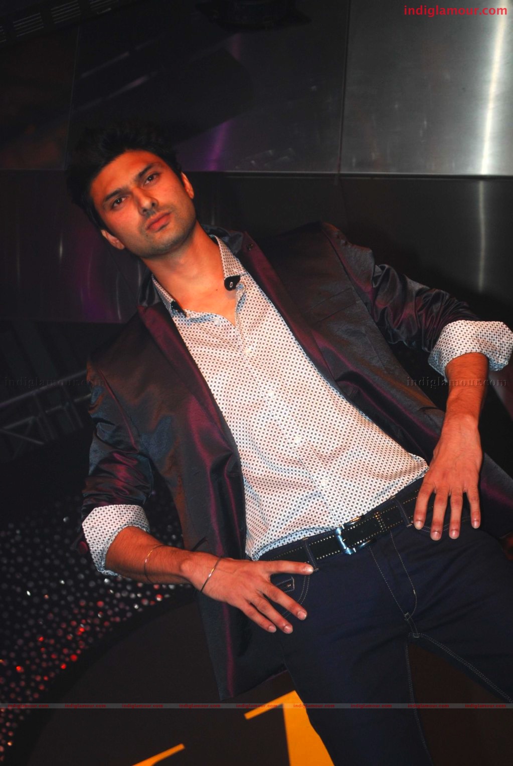 John Abraham endorses Van Heusen's V DOT clubwear at the Oberoi Mall Event hd photo