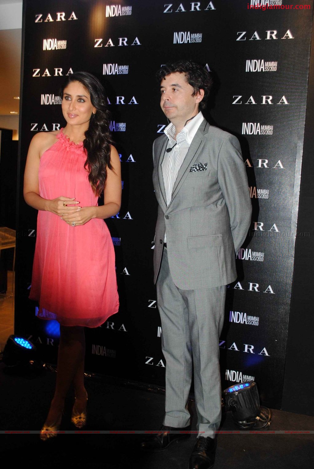 Kareena  @ store launch of 'zara' at mumbai Event hd photo