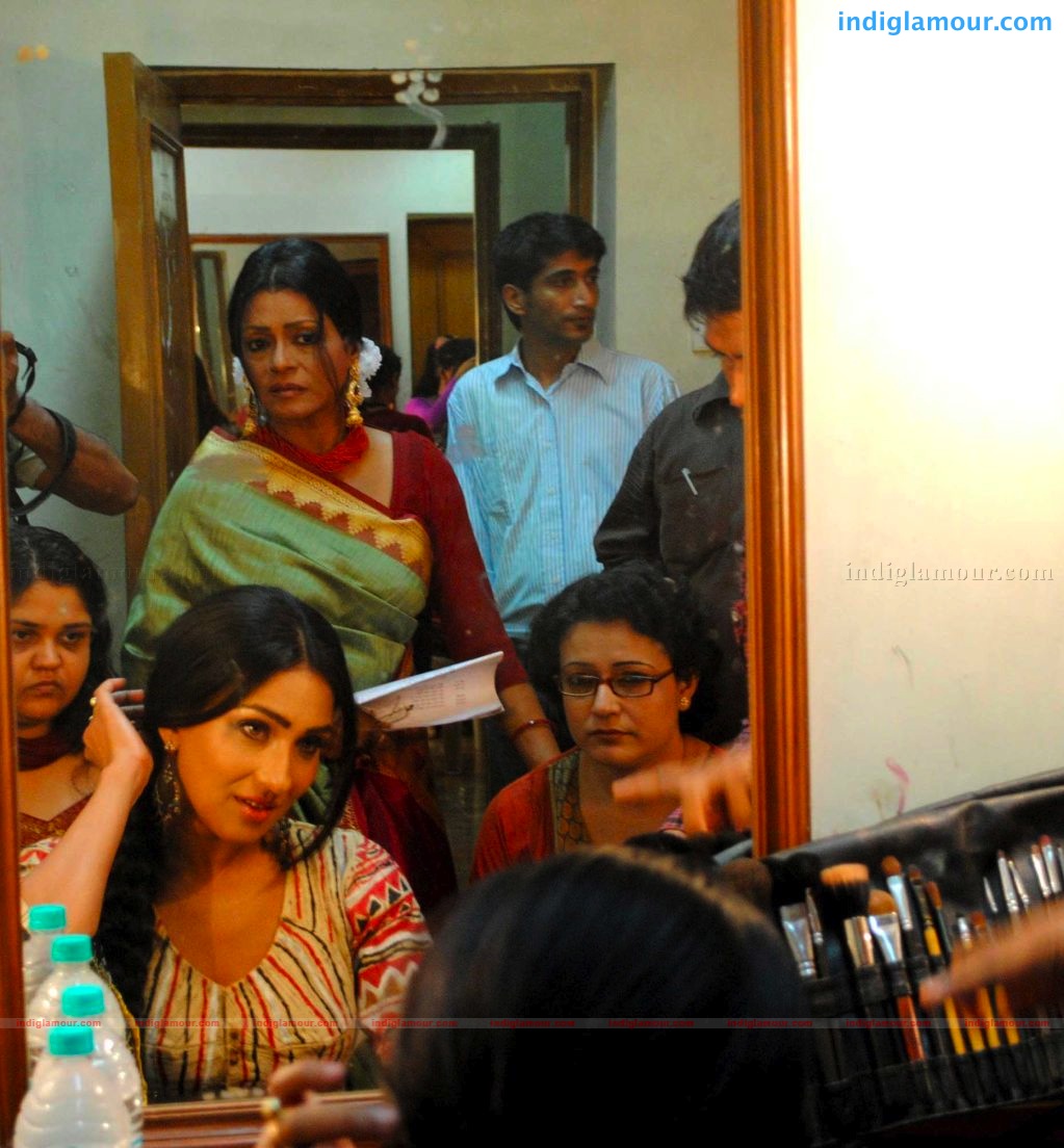 Rituparna and Sudha pay homage to Ravindranath Tagore Event hd photo
