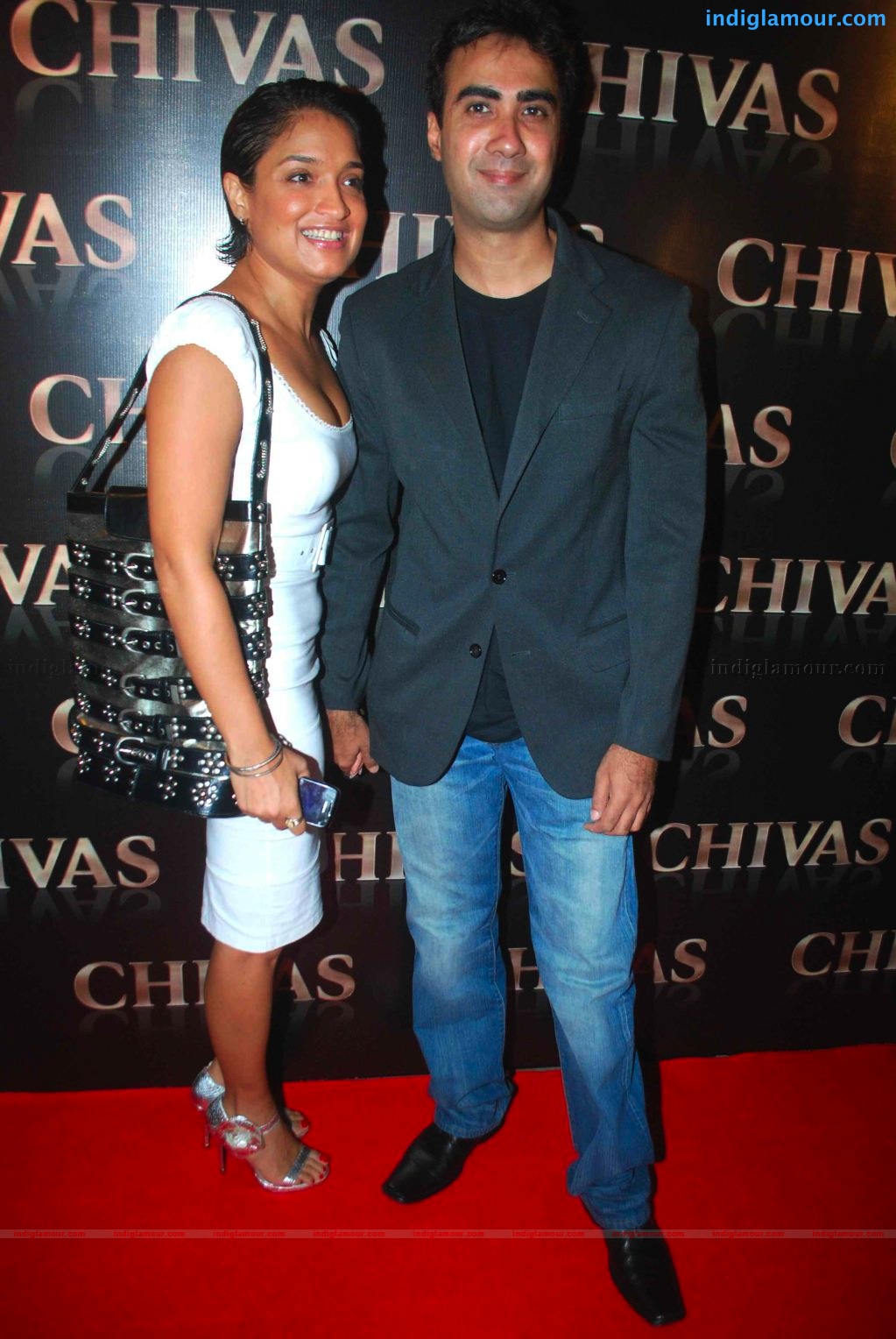 Dia and Konkona at Chivas Studio Spotlight party Event hd photo