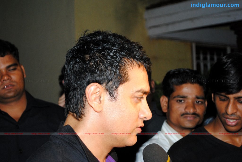 Salman at Aamir Khan's bash for Argentinian music director Event hd photo