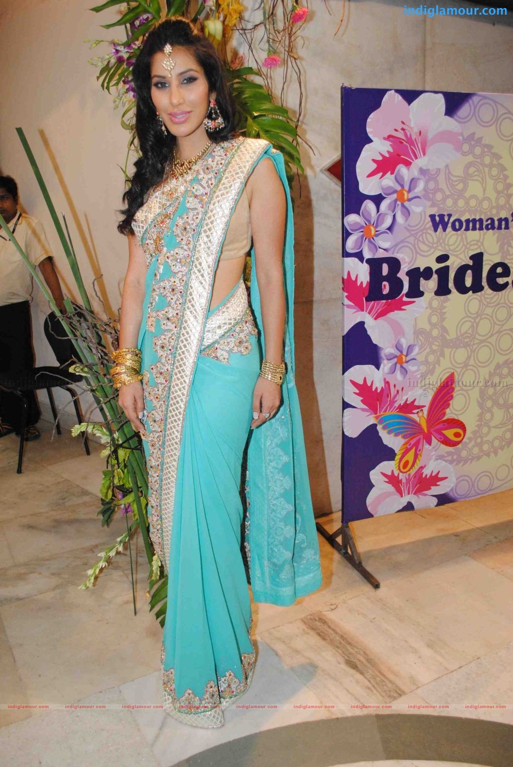 Sophie Chaudhary Sherlyn Chopra at 'Brides of Mumbai' exhibition Event hd photo