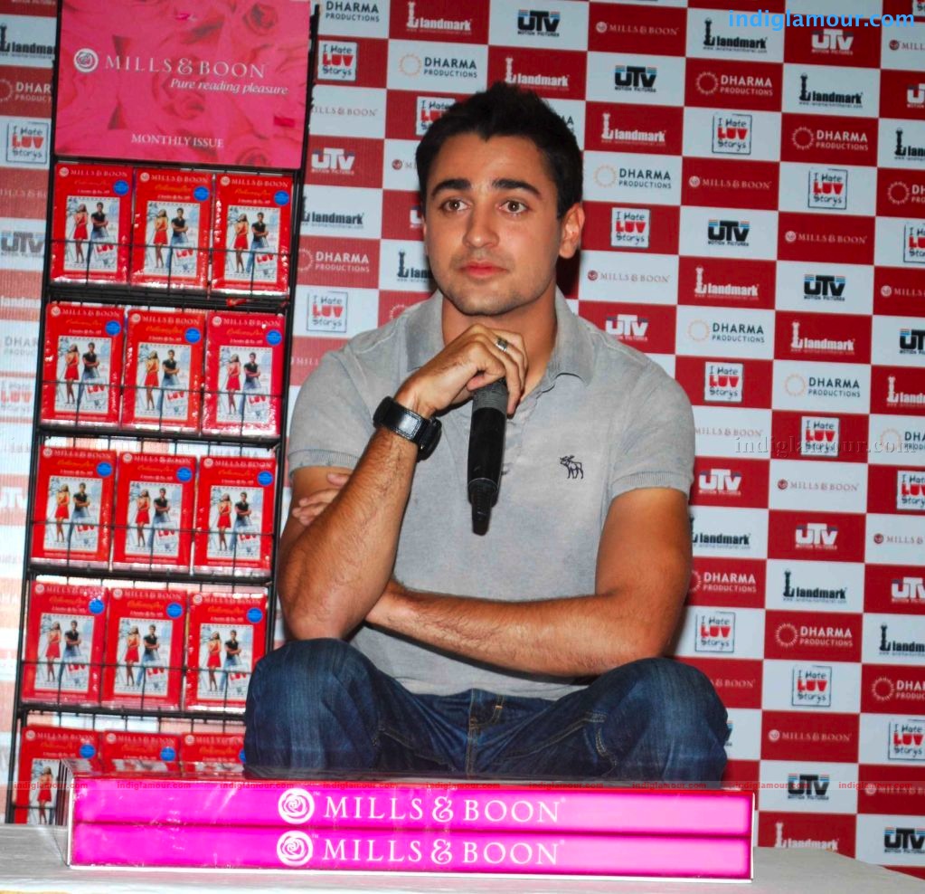Imran Khan launches Mills N Boon book to Promote I hate Love Stories Event hd photo