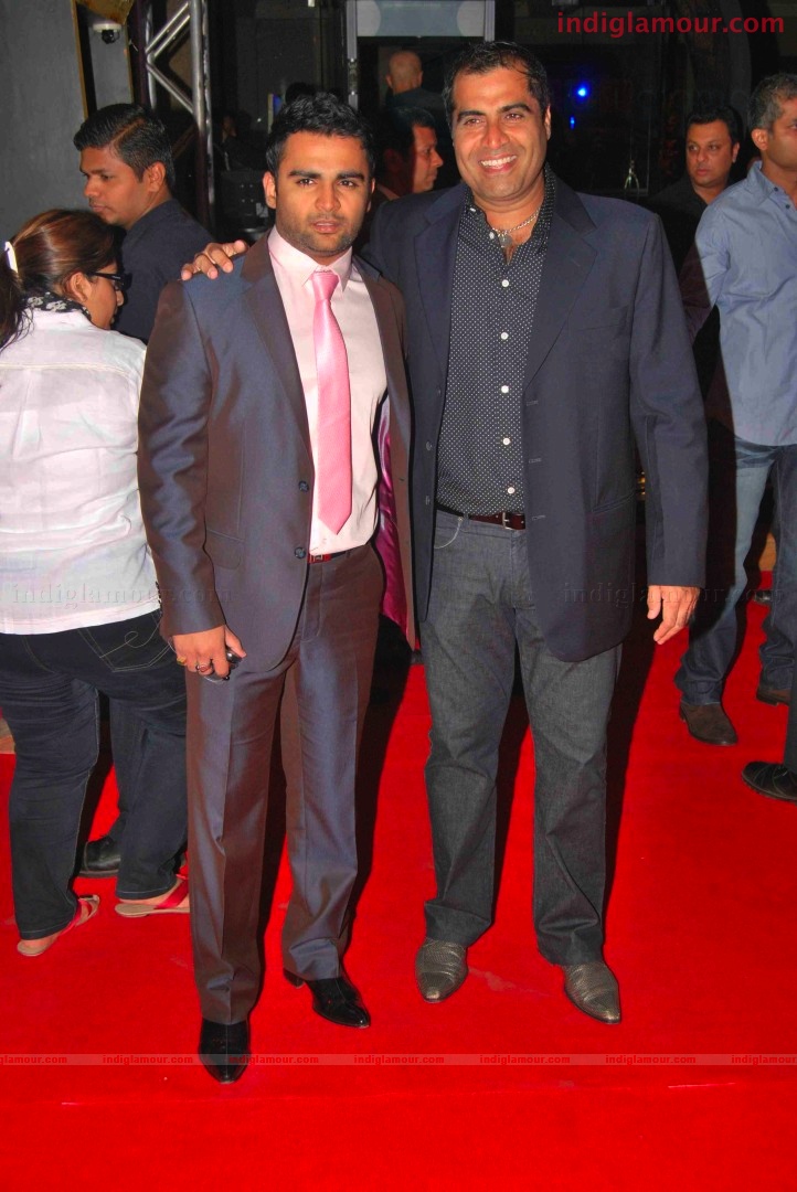 SRK and Akon bash Event hd photo