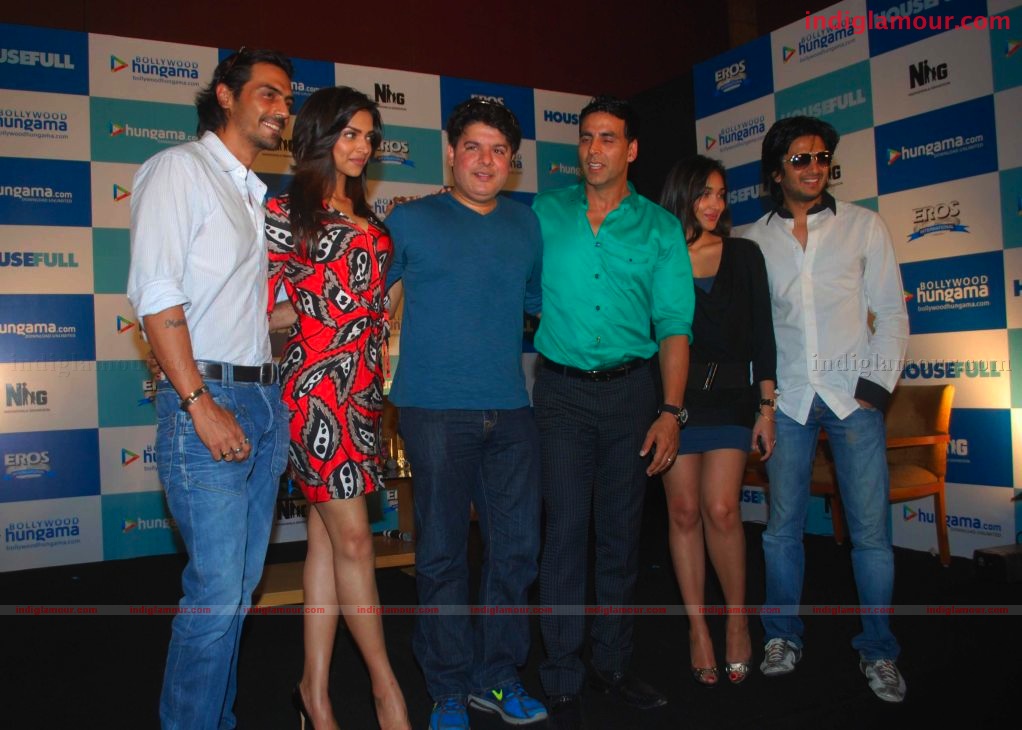 Housefull star cast press conference Event hd photo