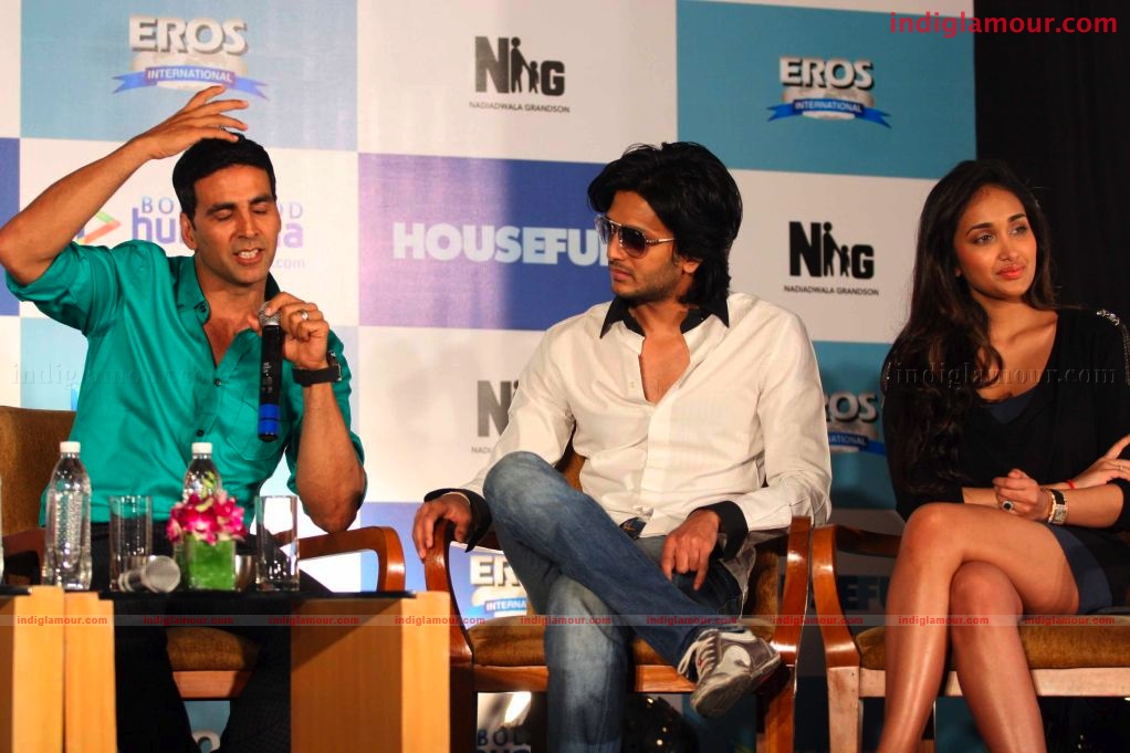 Housefull star cast press conference Event hd photo