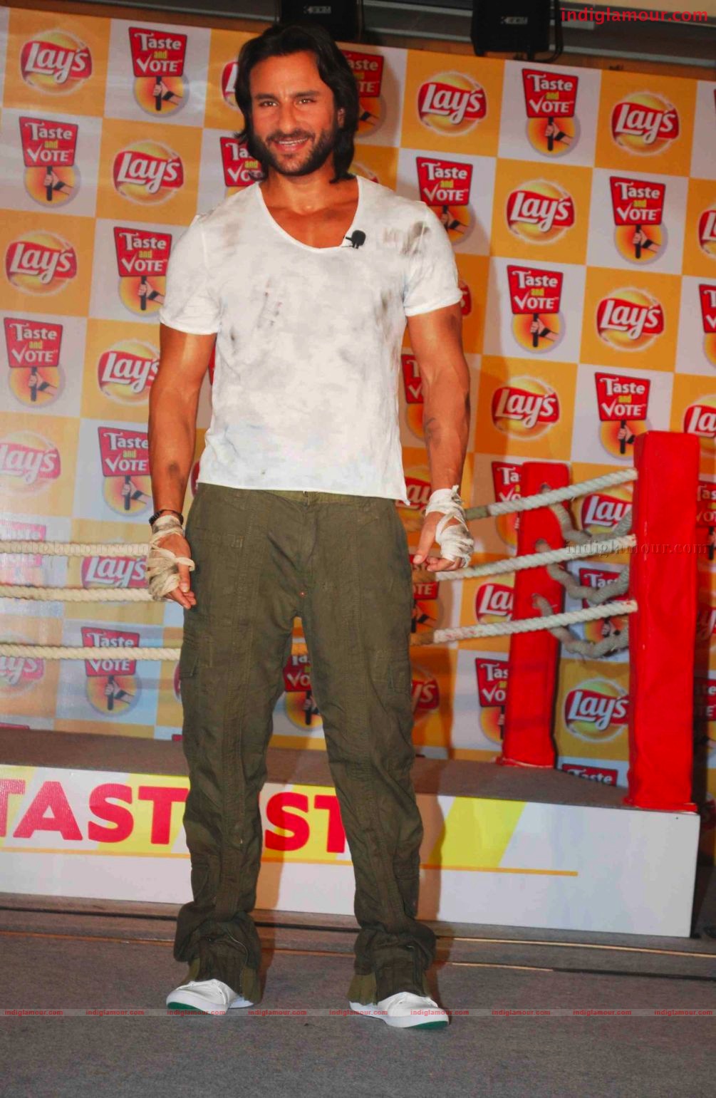 Saif Ali Khan Launches new flavours of Lays Event hd photo