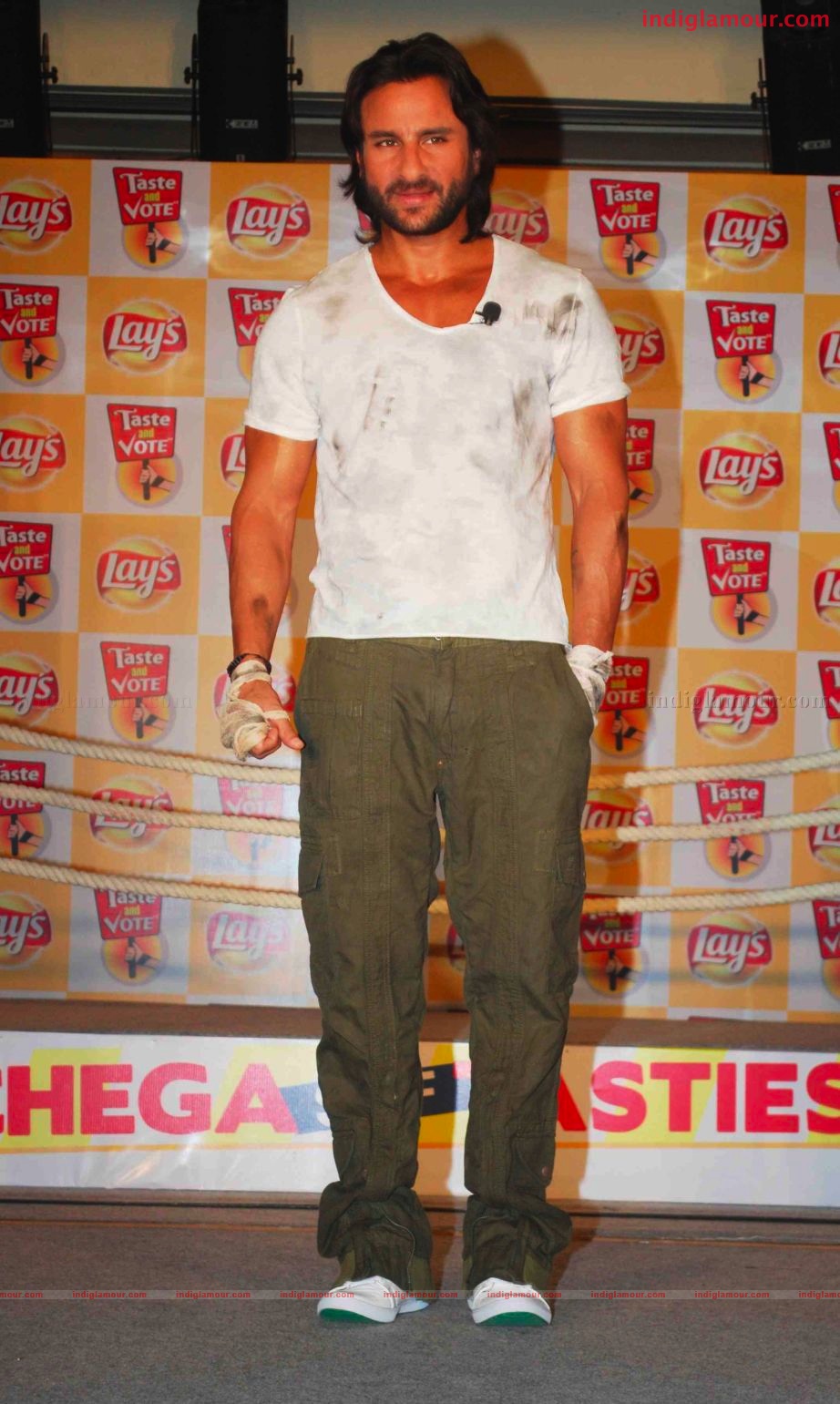 Saif Ali Khan Launches new flavours of Lays Event hd photo
