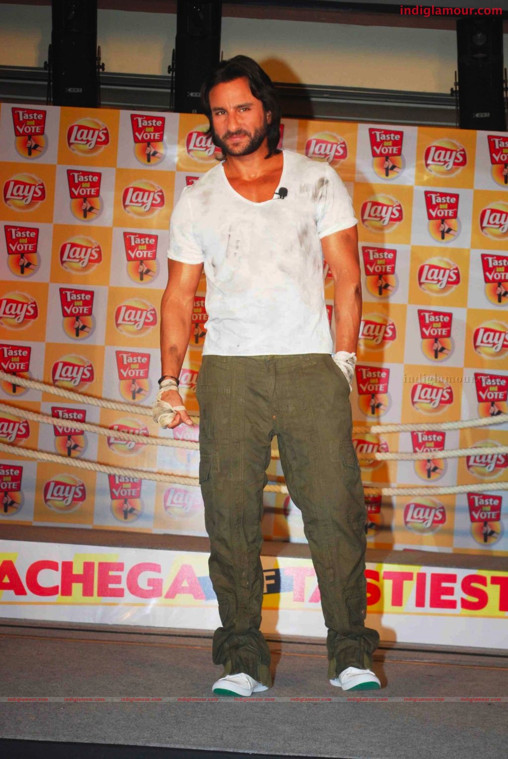 Saif Ali Khan Launches new flavours of Lays Event hd photo