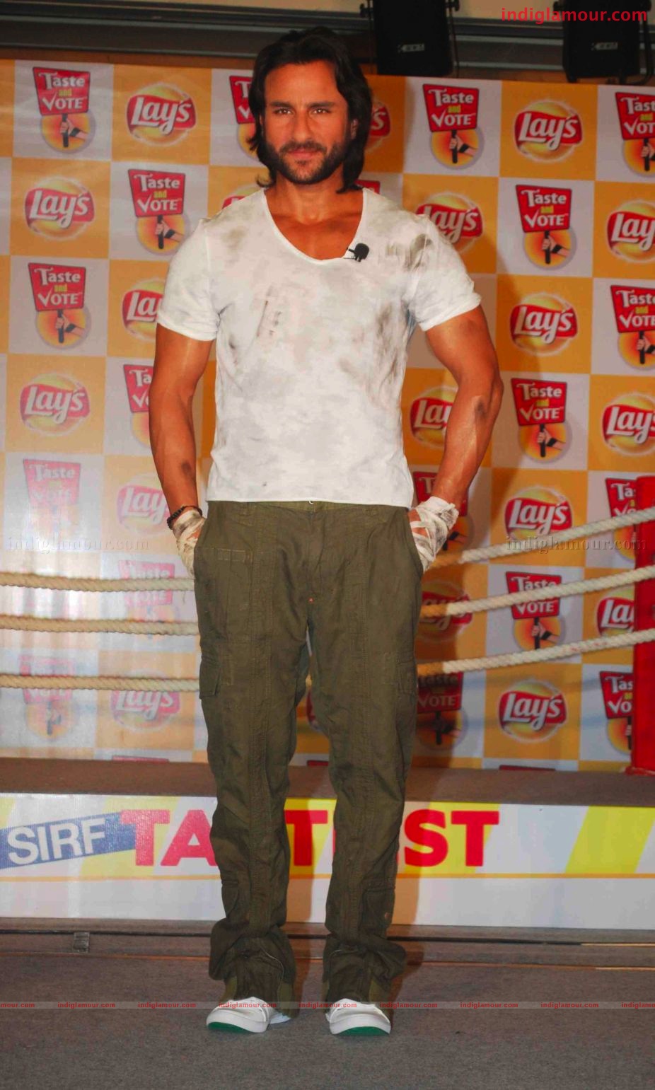 Saif Ali Khan Launches new flavours of Lays Event hd photo